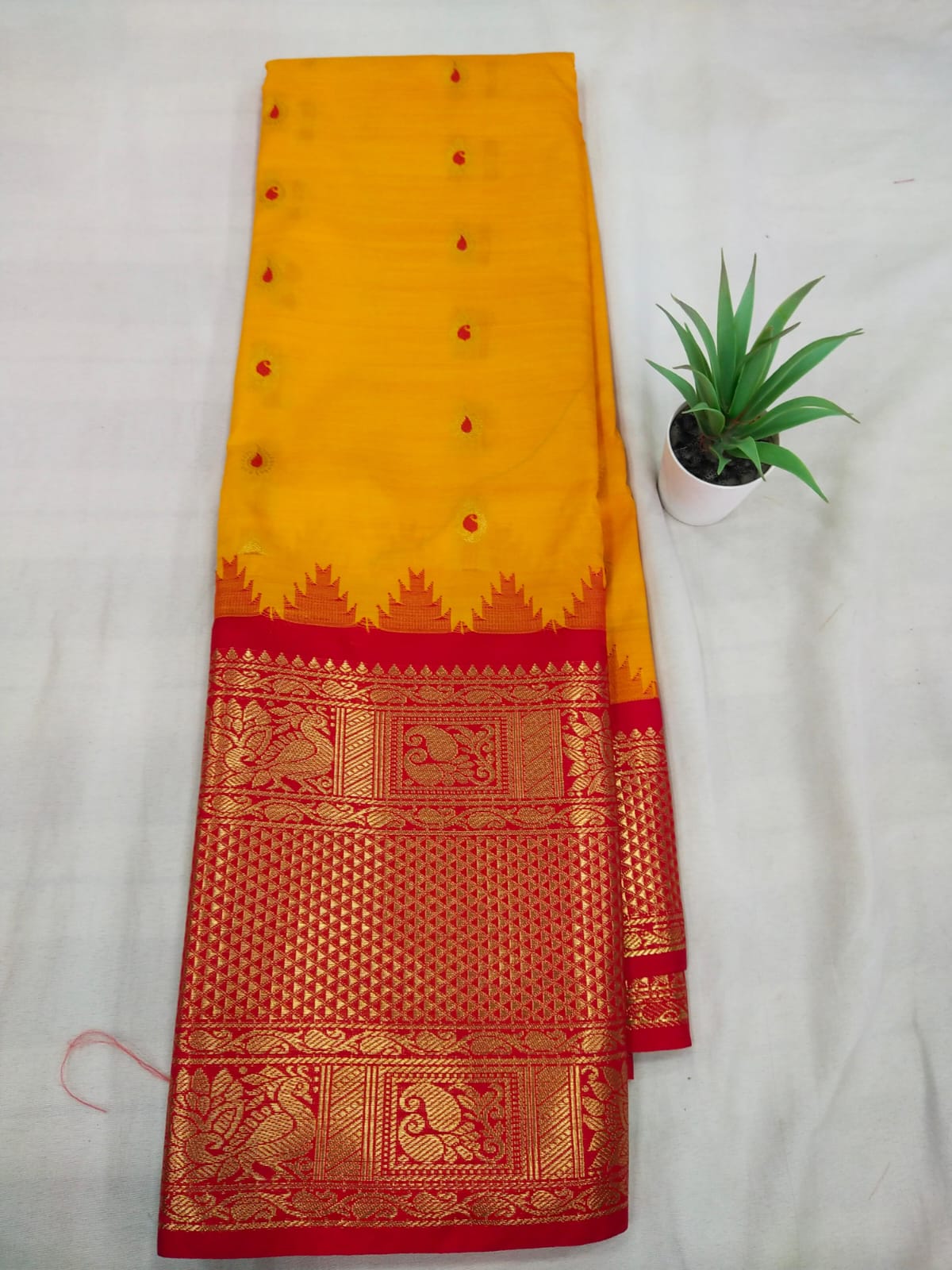 Gadwal Pure Half Silk Mix Sarees 01-02-25