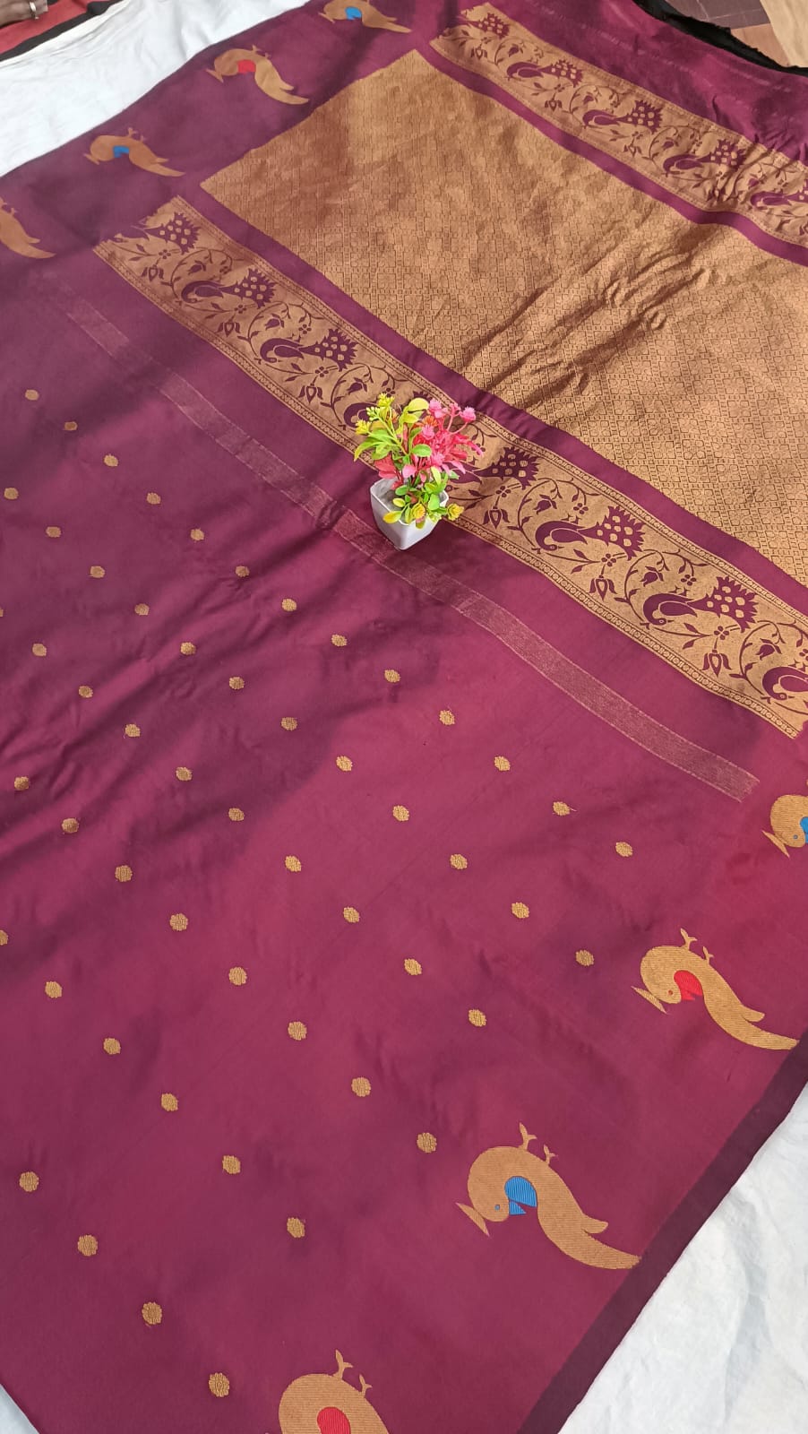 Gadwal Pure Pattu Handloom Munniya Border With Blouse sarees 230325 S1