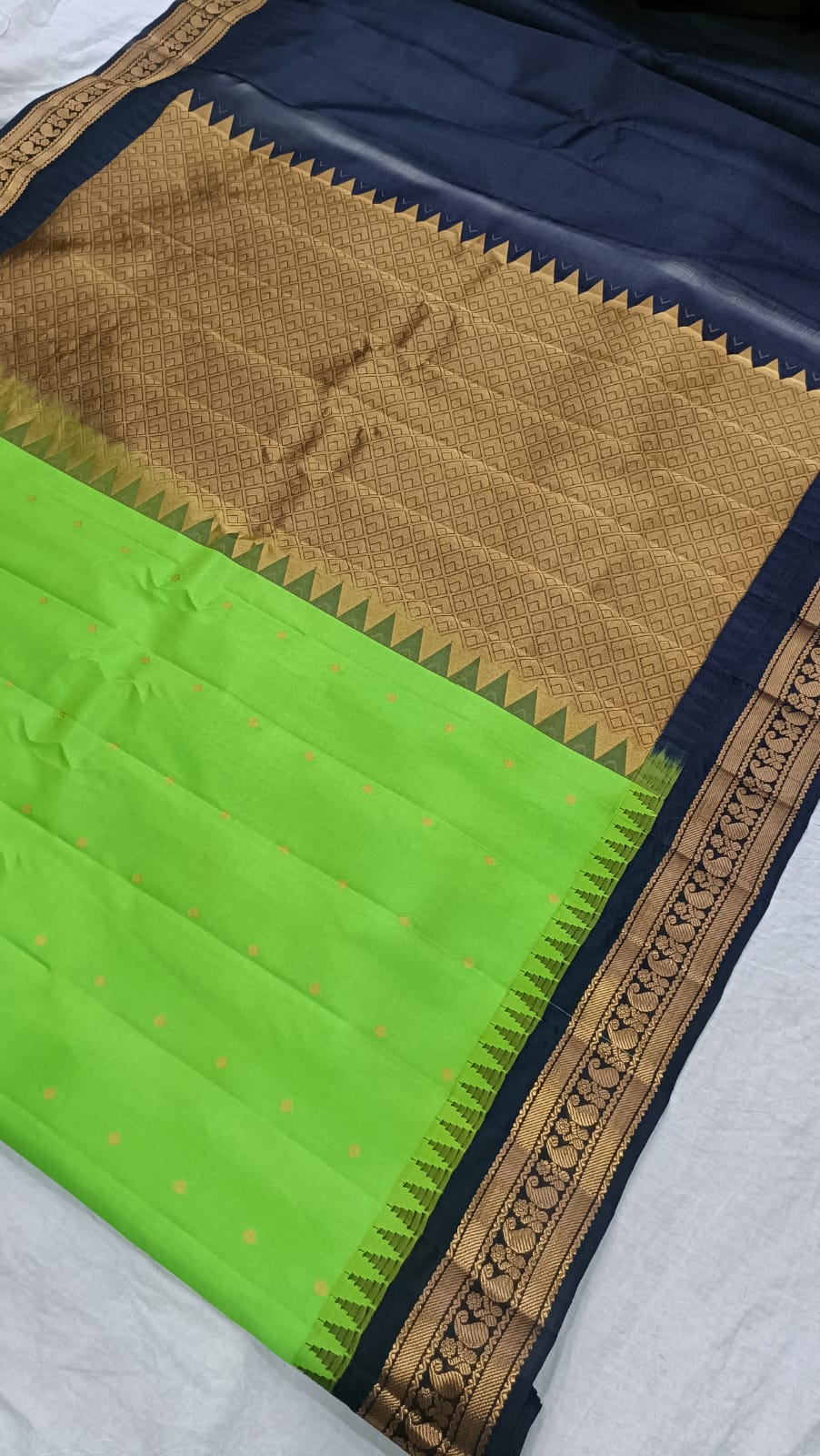 Gadwal pure silk small Border 230325