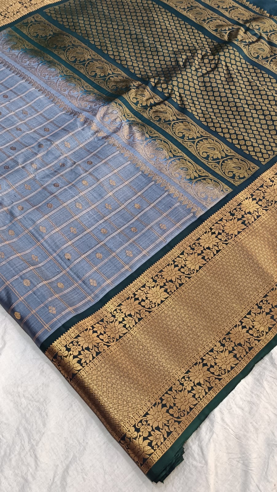 Gadwal Pure Pattu Kanchi Boder with Blouse sarees 250325 S1