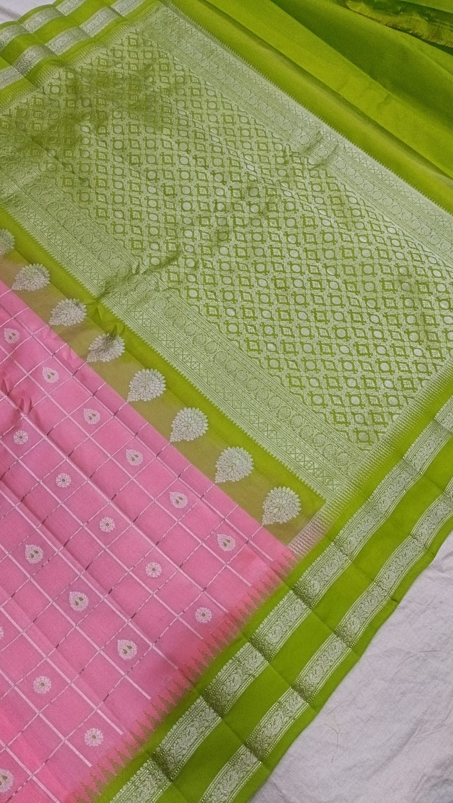 Gadwal Pure Pattu PL Gape Border sarees with Blouse Sarees 260325 S1