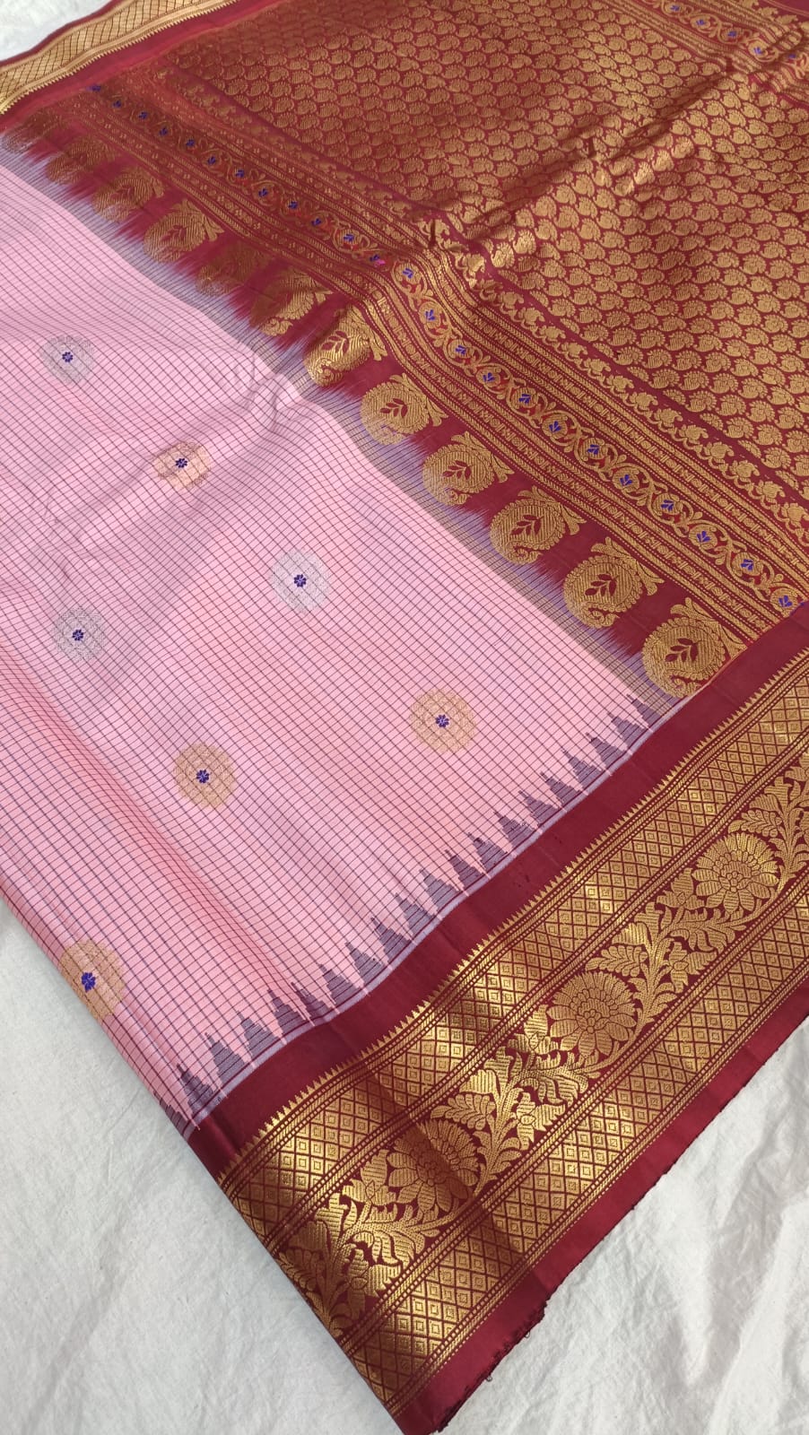 Gadwal pure Pattu Butta Handloom sarees With Blouse Sarees 260325 S1