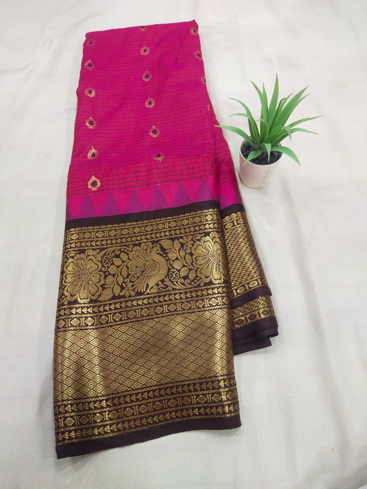 Gadwal Mixed Silk Kanchi Border With Blouse Sarees 010425 S1