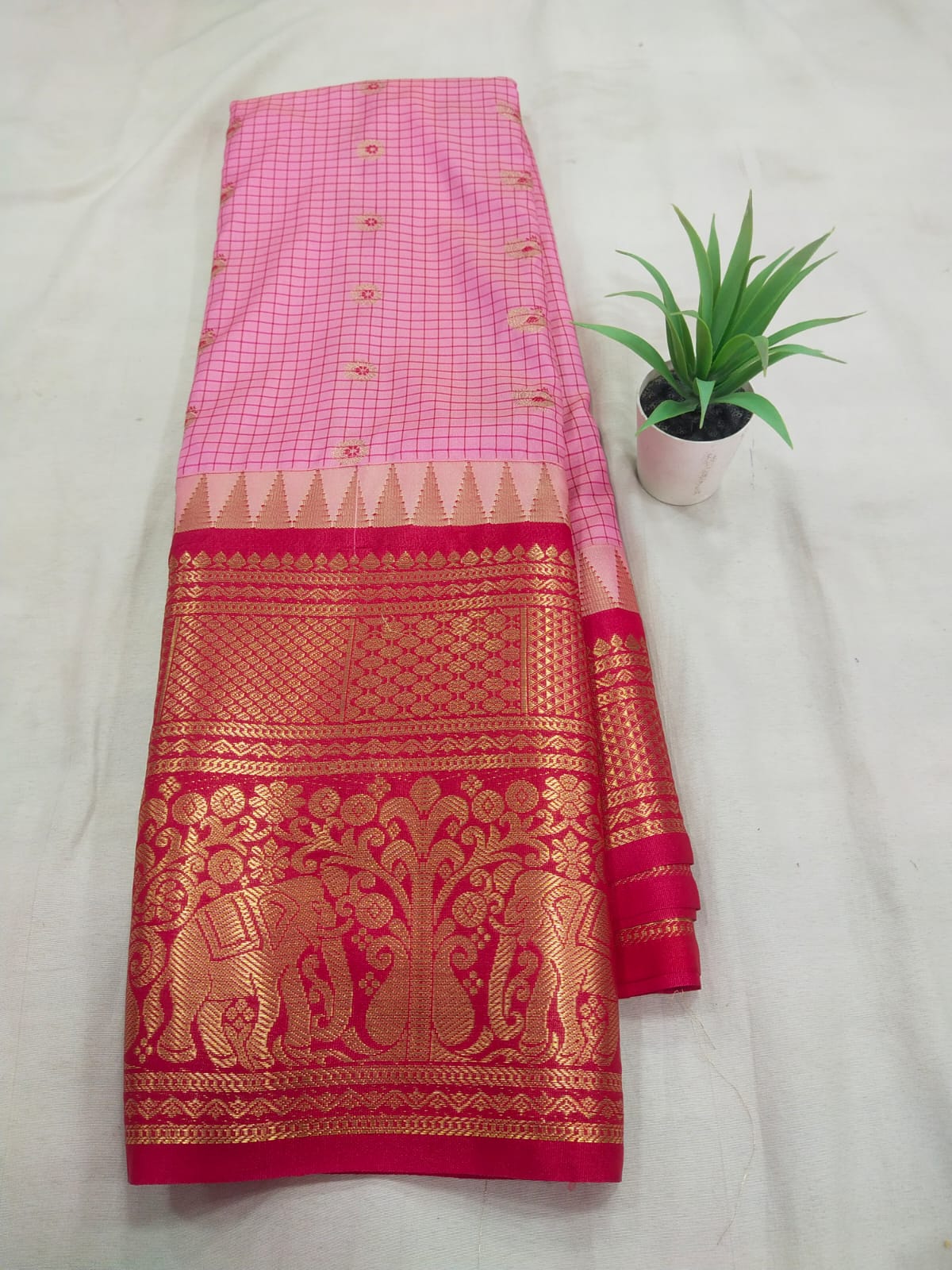 Gadwal Mixed Silk Kanchi Border With Blouse Sarees 010425 S1