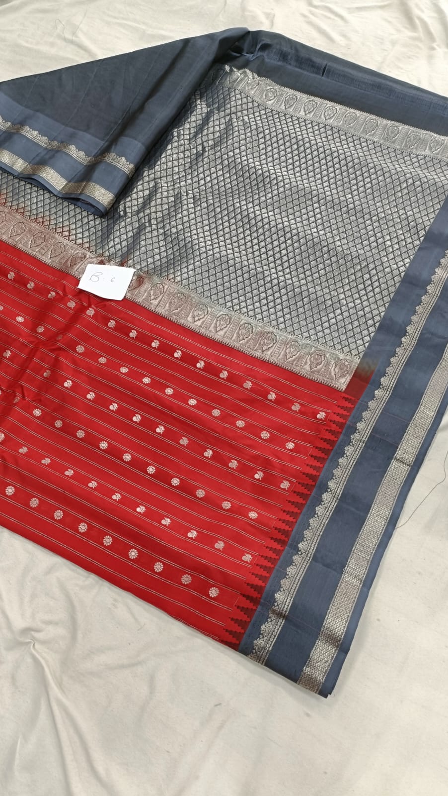 Gadwal pure pattu gap border with blouse sarees 010825 S2 B