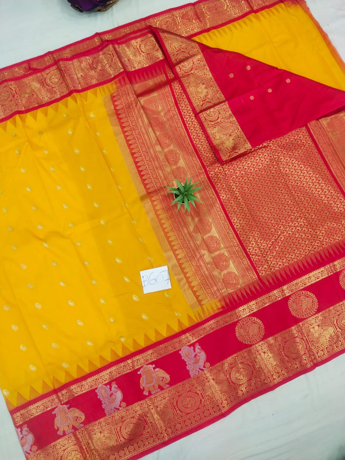 Gadwal semi pattu Meena butta with blouse sarees 060825 S2 B