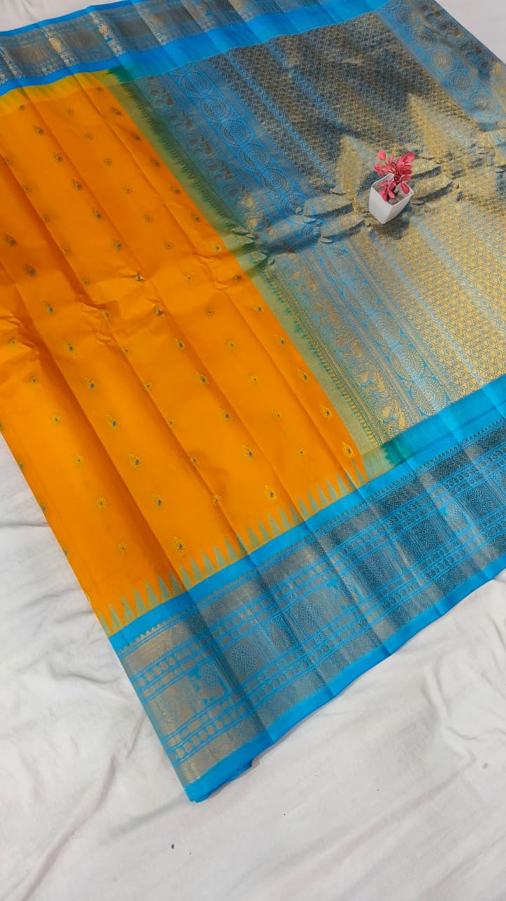 Gadwal pure pattu Butta with blouse sarees 041025