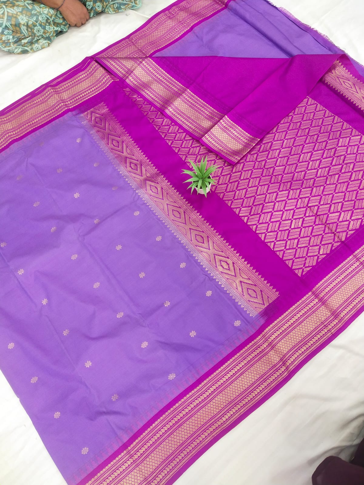 Gadwal mixed silk small boder with blouse sares 141125