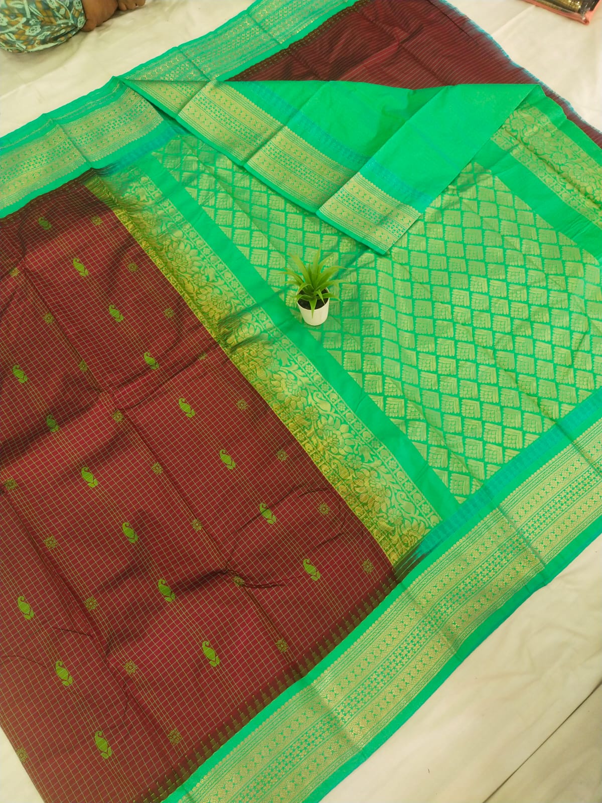 Gadwal mixed silk small boder with blouse sares 141125