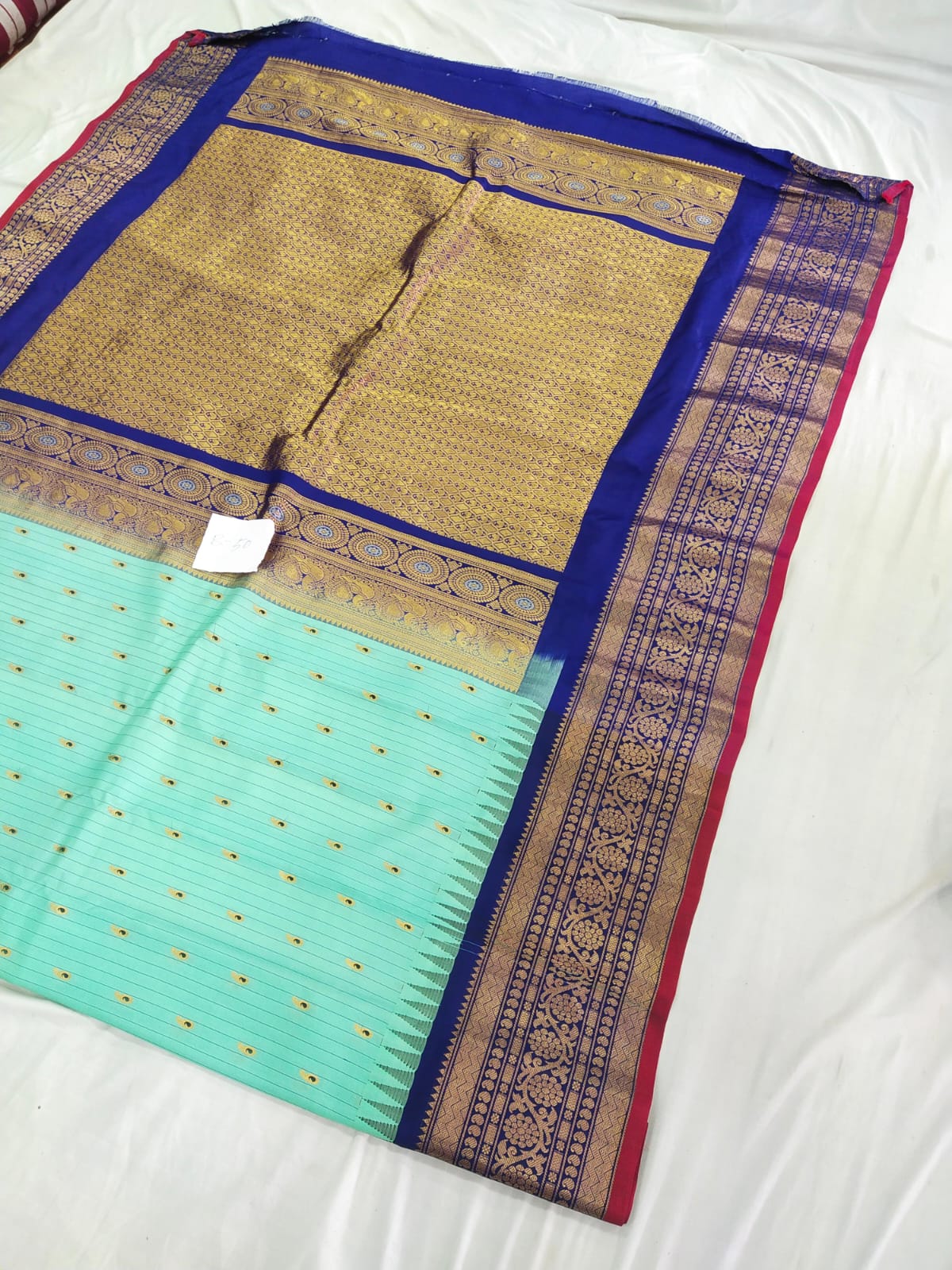 Gadwal pure pattu Butta with blouse sarees 030825 S2 B