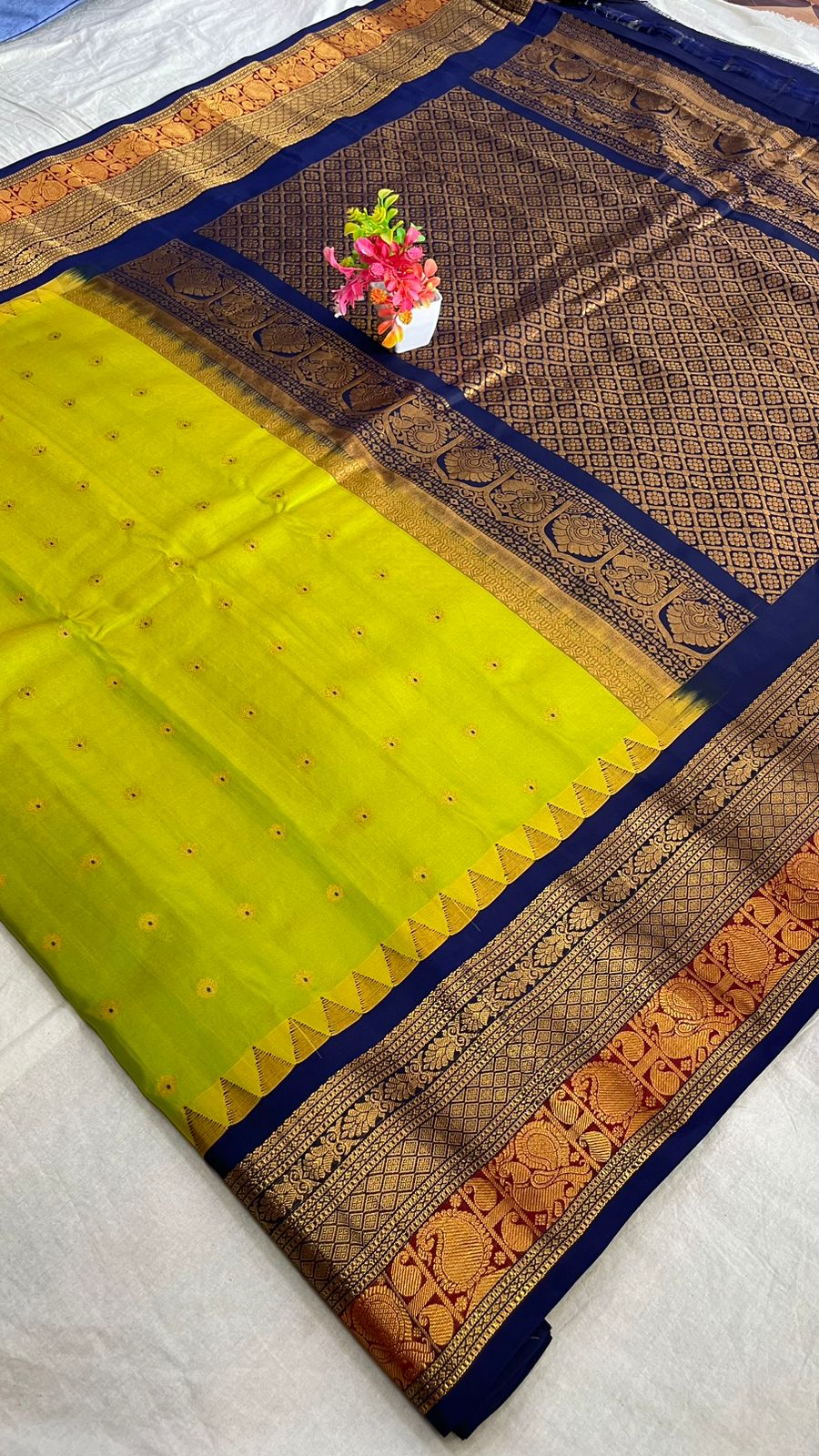 Gadwal Pure Silk Traditional Big Border PL Sarees S1-30-08-24