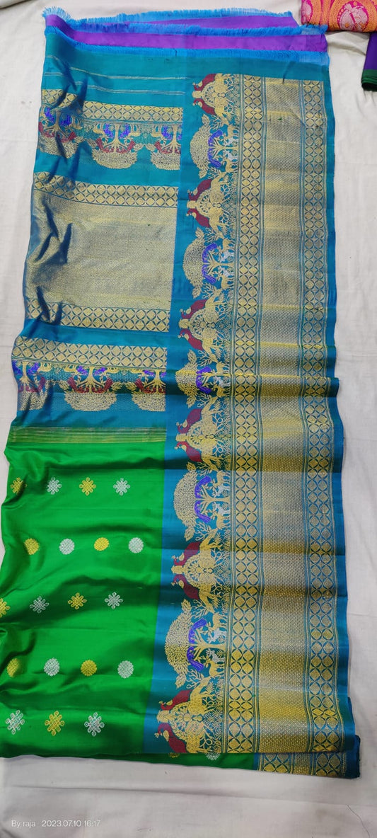 Gadwal Handloom Pure Silk Turning Border S1