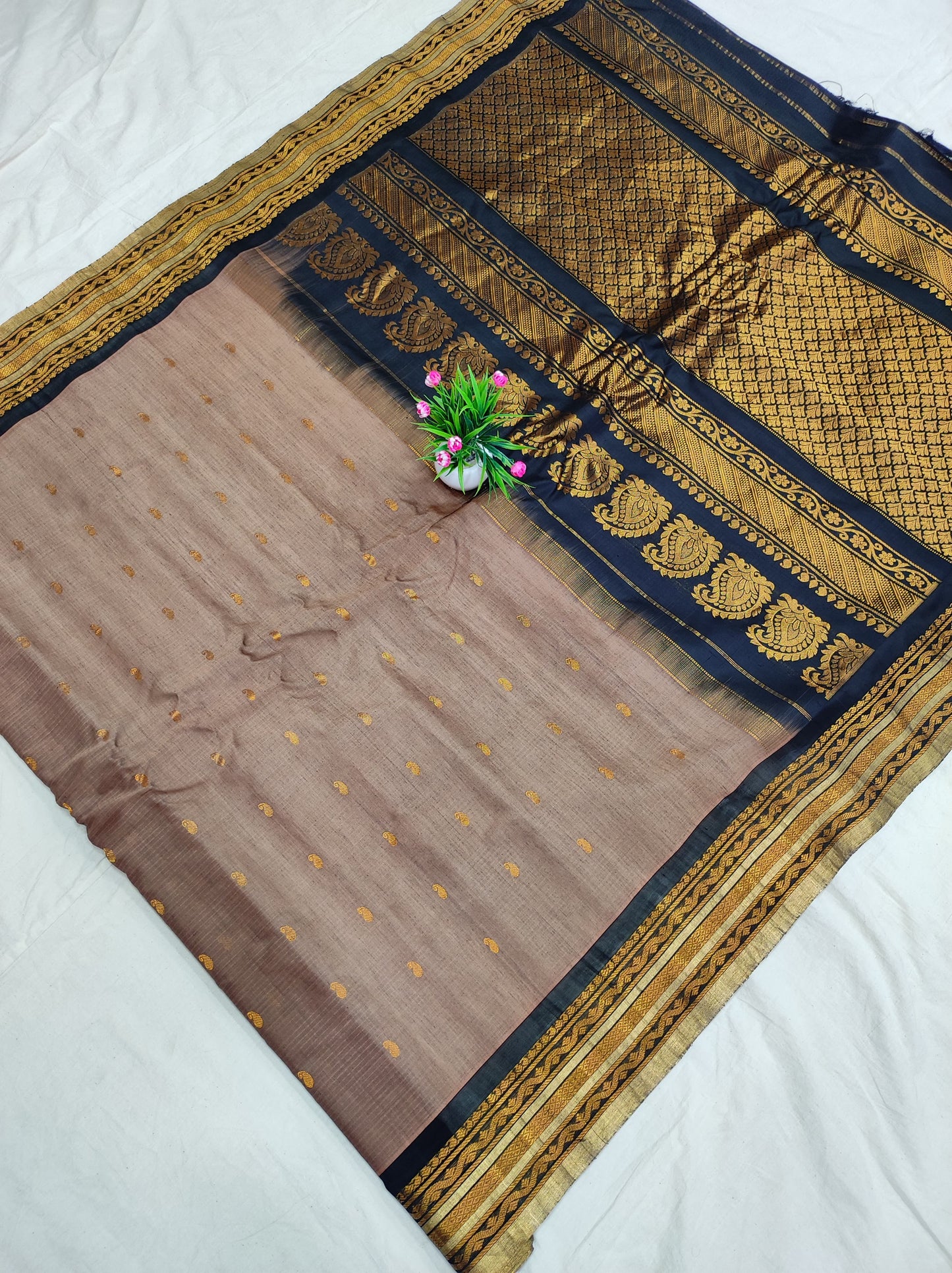 Gadwal Handloom Pure Sico Sarees  06-08-2024