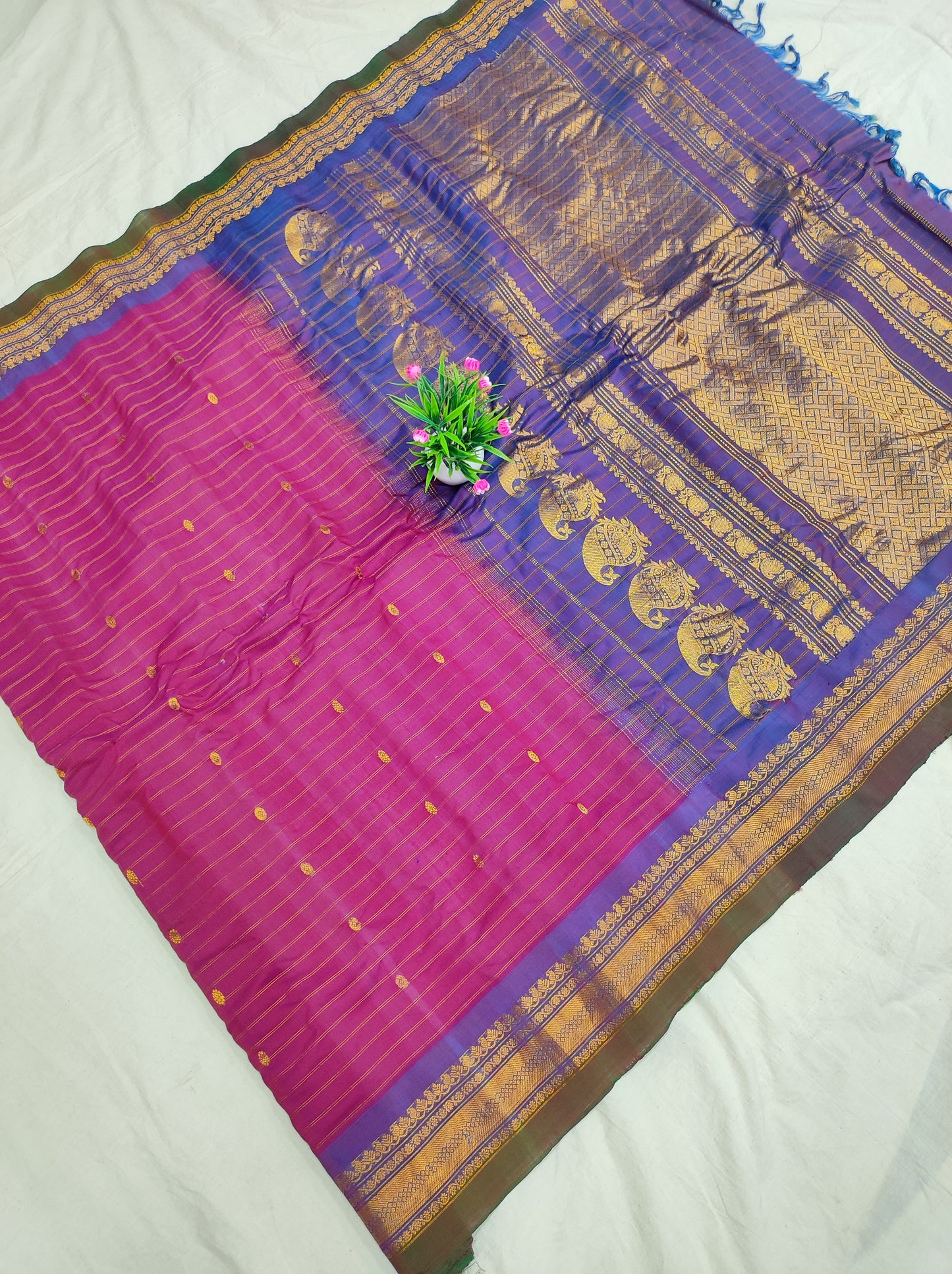 Gadwal Handloom Pure Sico Sarees  06-08-2024