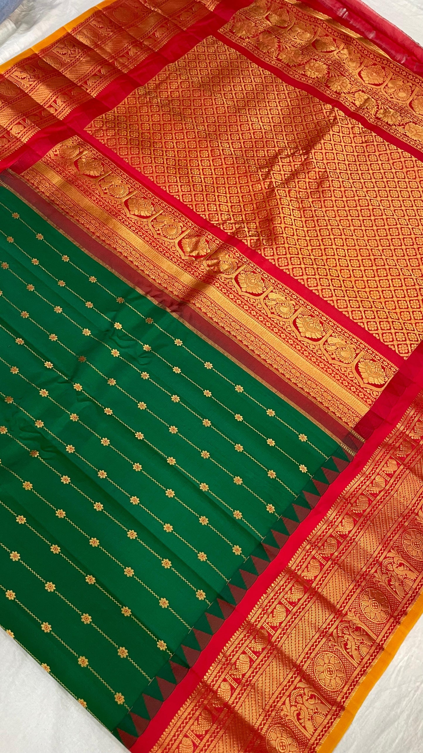 Gadwal Pure Silk Traditional Big Border PL Sarees S1-29-08-24