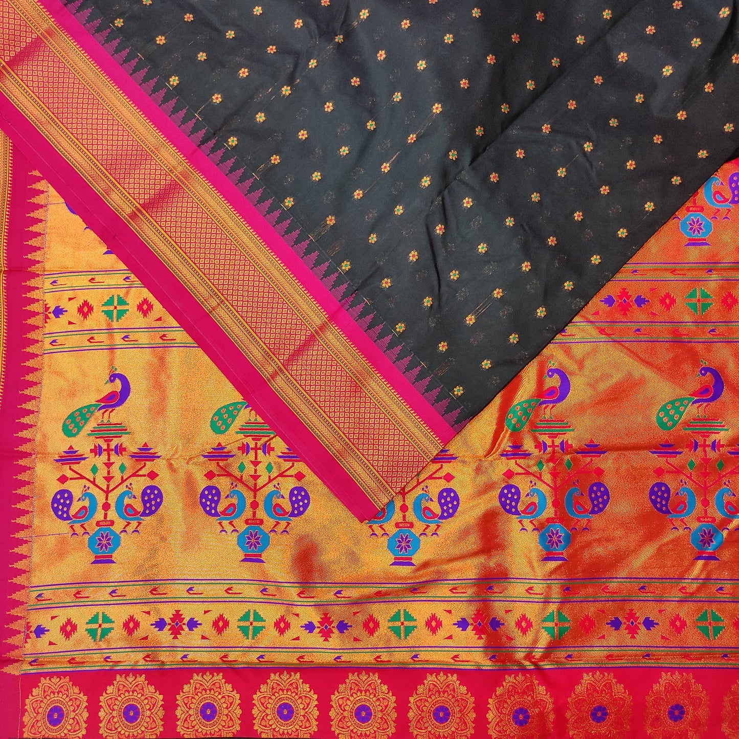 Gadwal Pure Half Silk Mix Sarees 07-08-2024