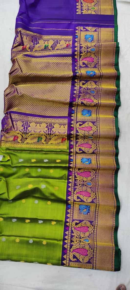 Gadwal Handloom Pure Silk Turning Border S1