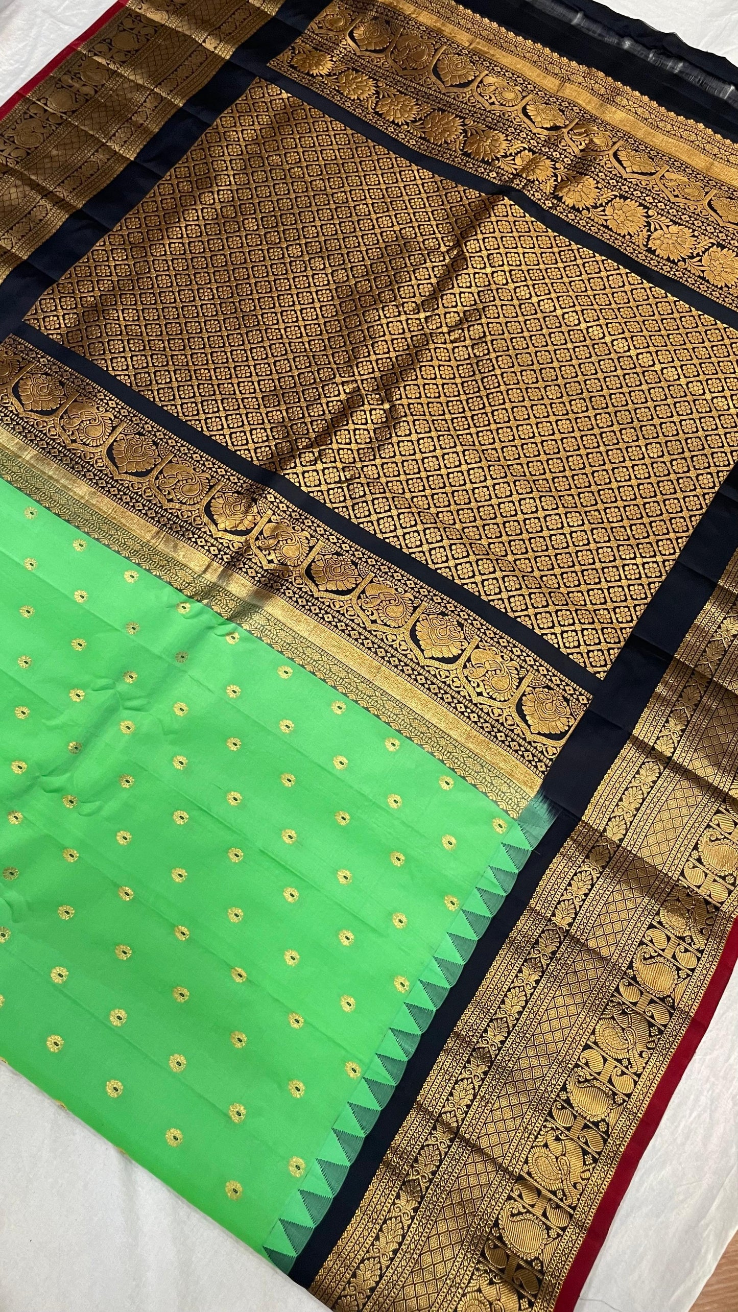 Gadwal Pure Silk Traditional Big Border PL Sarees S1-29-08-24