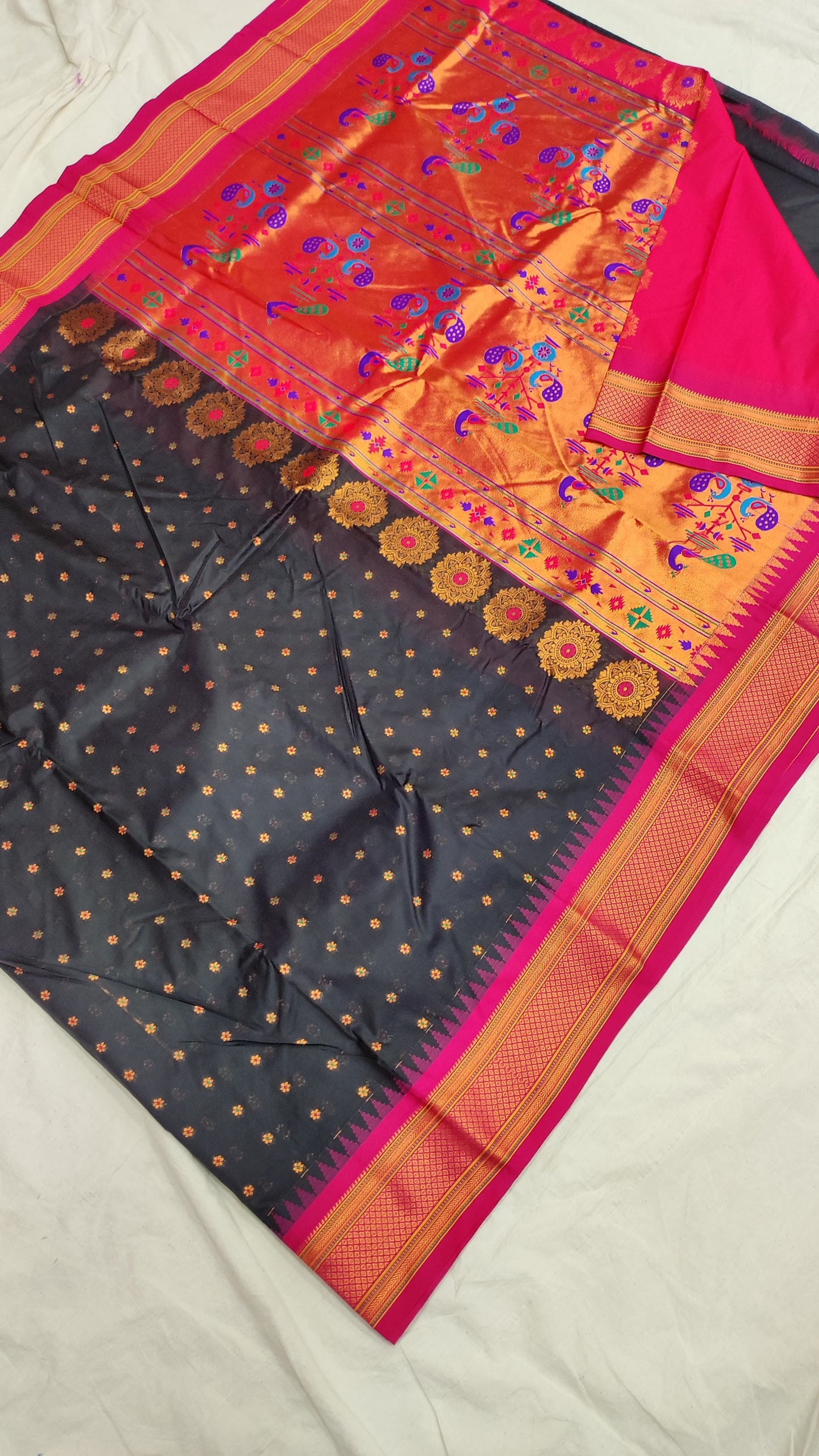 Gadwal Pure Half Silk Mix Sarees 07-08-2024