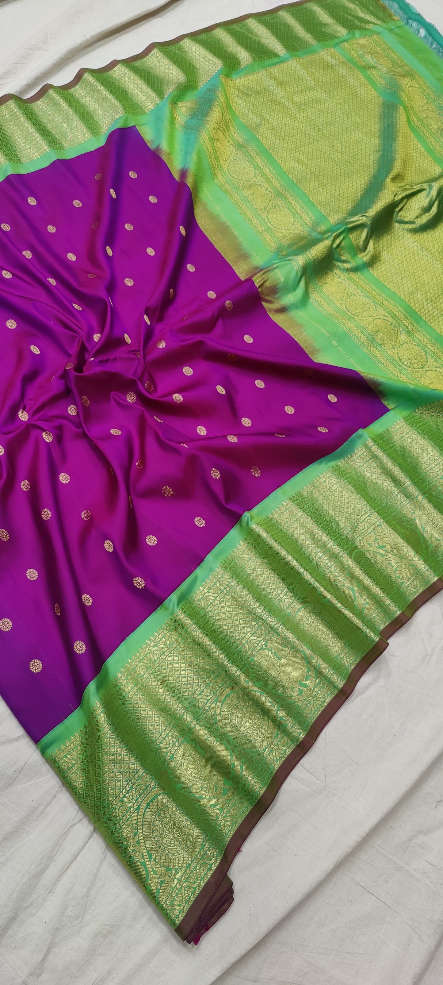 Gadwal Handloom Pure Silk Kuttu Border S2-27-04-24