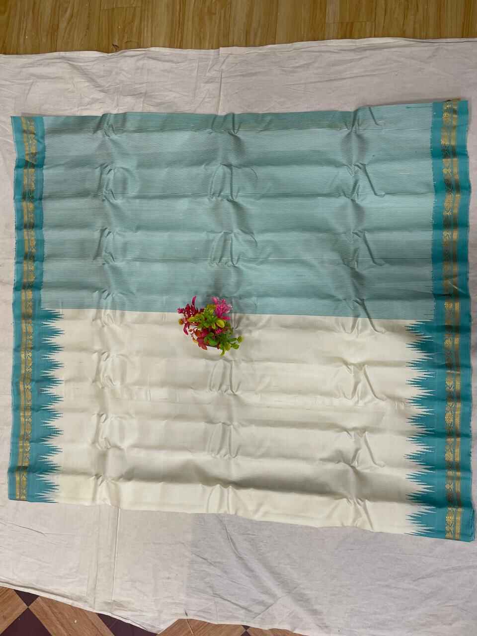 GADWAL PURE SILK HANDLOOM DUPATTAS