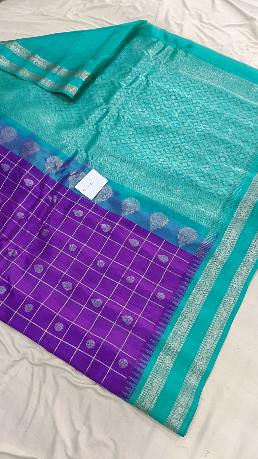 Gadwal pure pattu gap border with blouse sarees 010825 S2 B