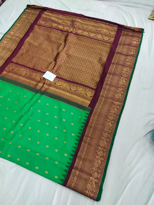 Gadwal pure pattu Butta with blouse sarees 030825 S2 B