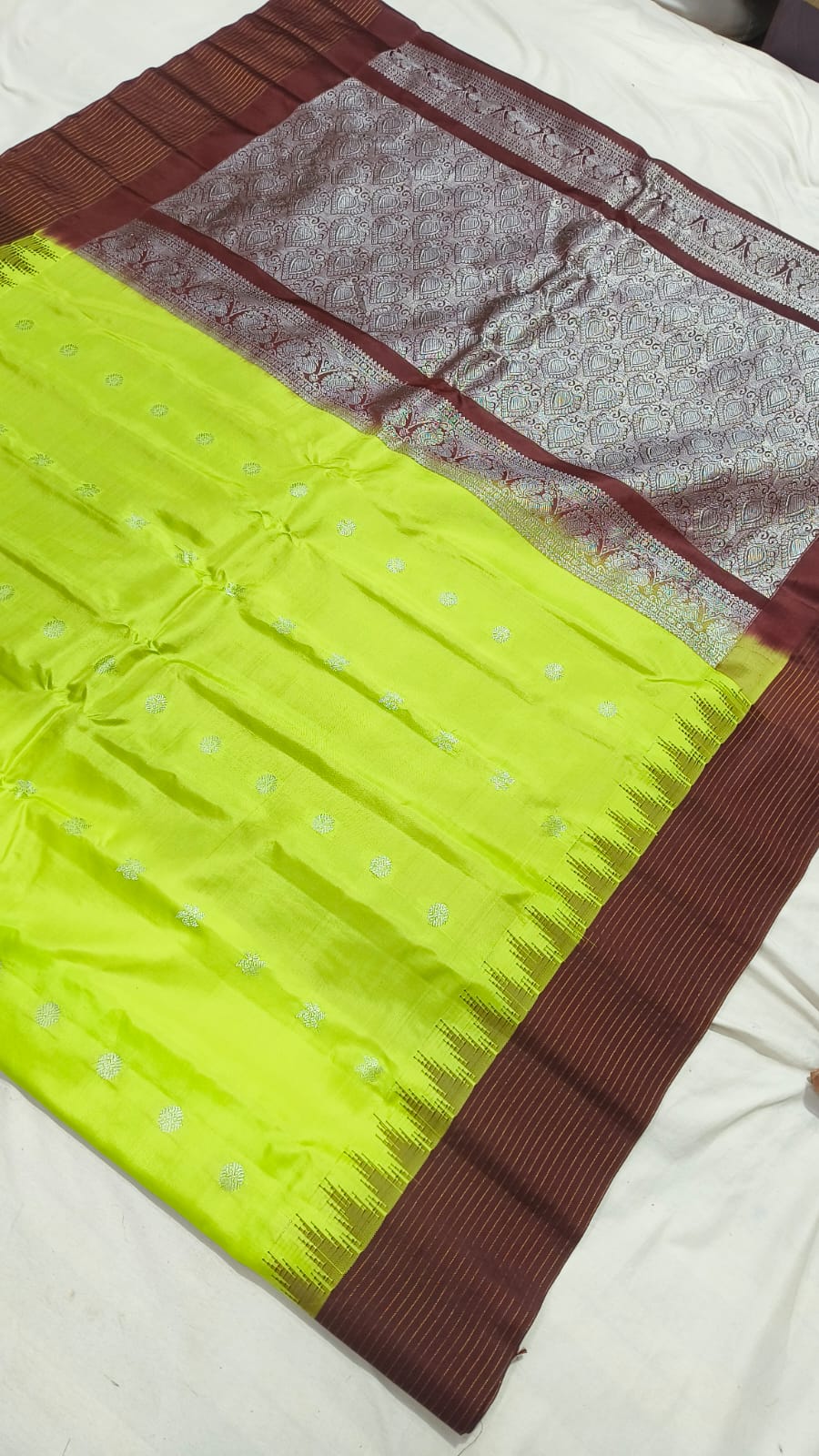Gadwal Pure Pattu Border Lines With Blouse Sarees S1 260825