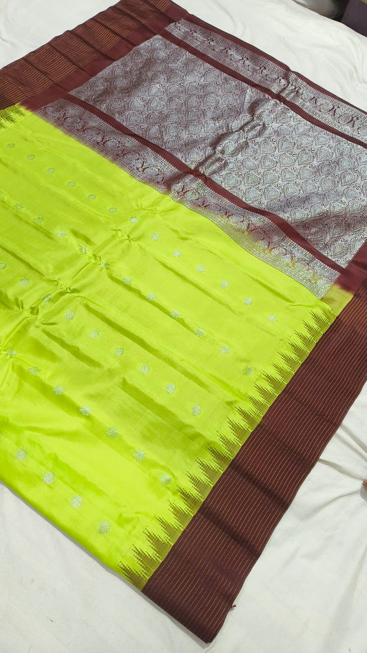 Gadwal Pure Pattu Border Lines With Blouse Sarees S1 260825