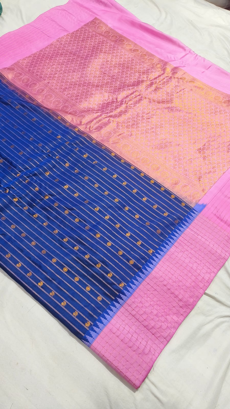 Gadwal Pure Pattu Border Lines With Blouse Sarees S1 260825