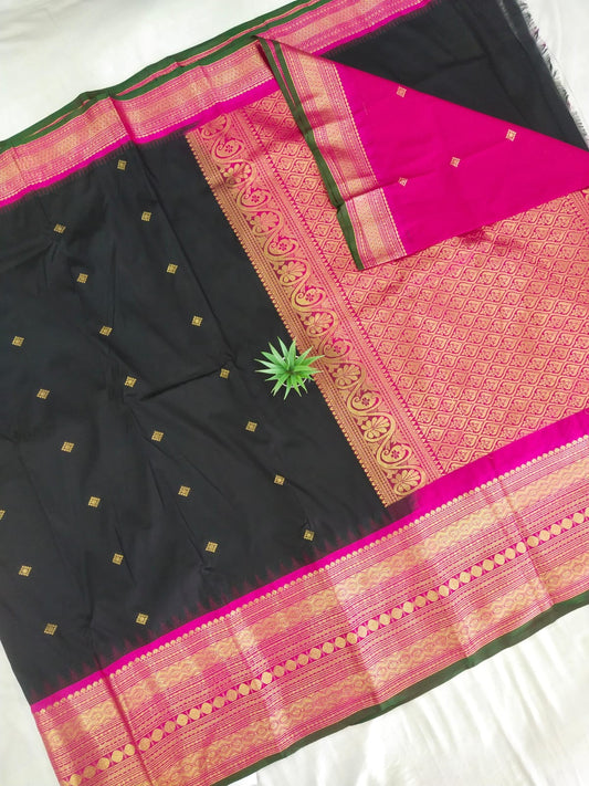 Gadwal semi Kanchi Big Border With Blouse Sarees S2 260825