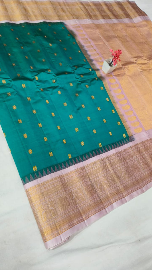 Gadwal pure pattu Butta with blouse sarees 041025