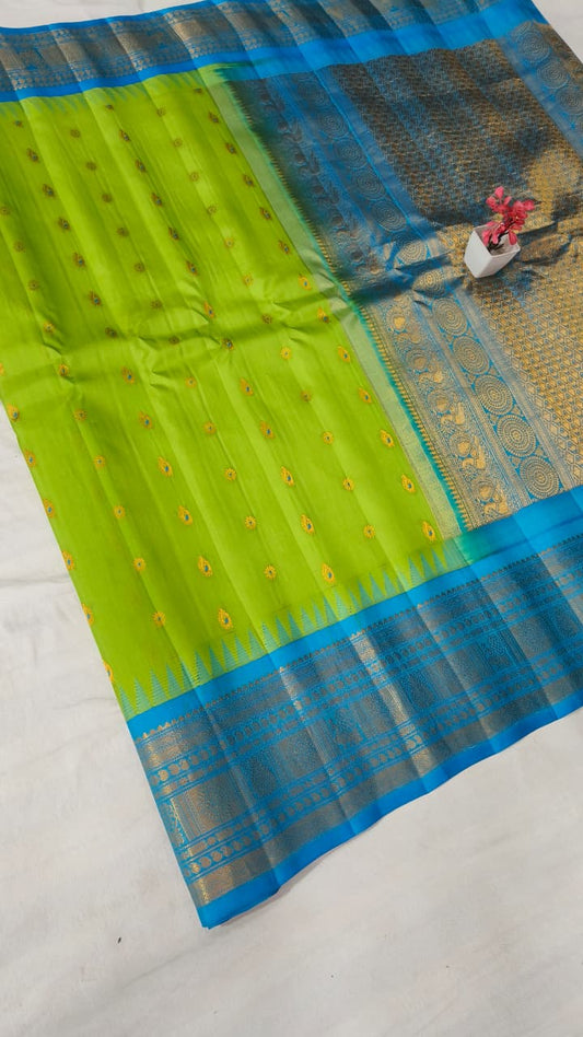 Gadwal pure pattu Butta with blouse sarees 041025