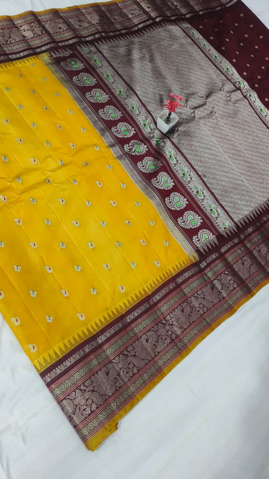 Gadwal pure pattu Butta with blouse sarees 051025