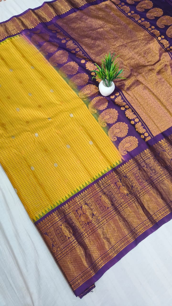 Gadwal pure pattu Butta kanchi Border  with Blouse kuttu H/L  sarees 251025