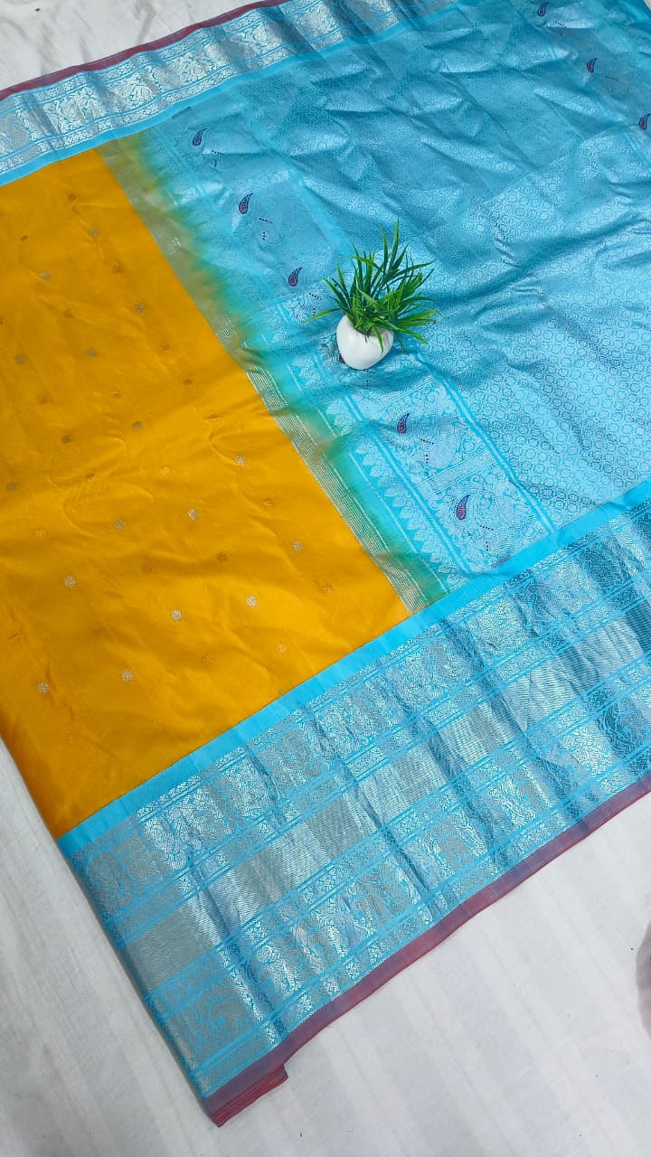 Gadwal pure pattu Butta kanchi Border  with Blouse kuttu H/L  sarees 251025