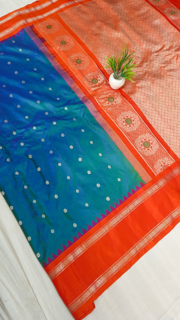 Gadwal pure pattu Butta kanchi Border  with Blouse kuttu H/L  sarees 251025