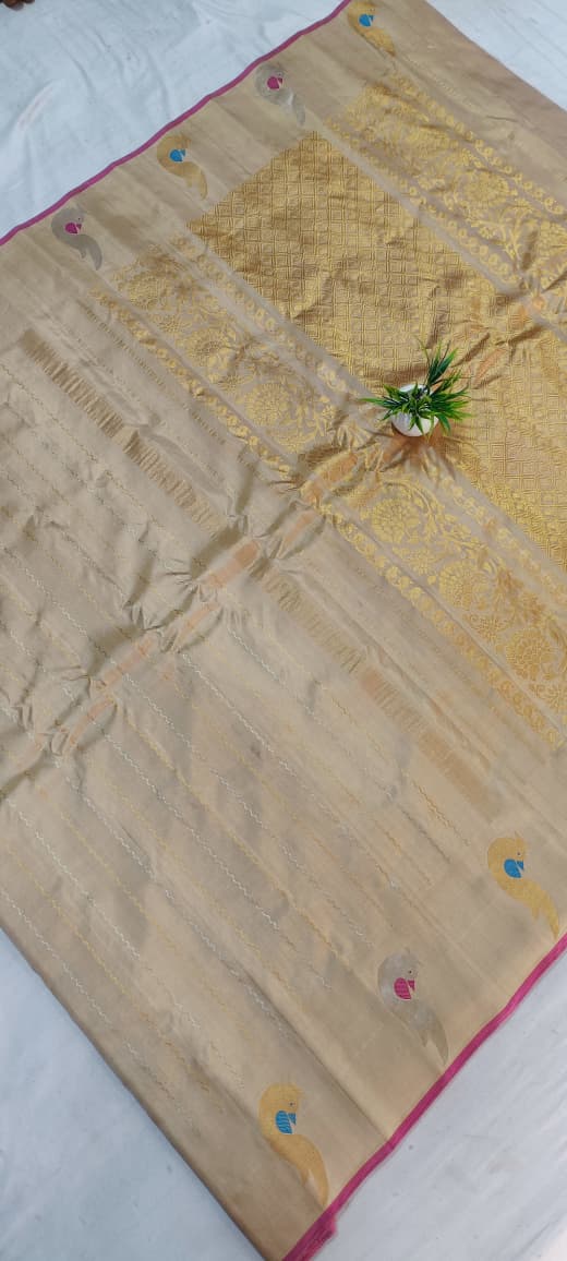 Gadwal pure pattu handloom boder butta with blouse sarees