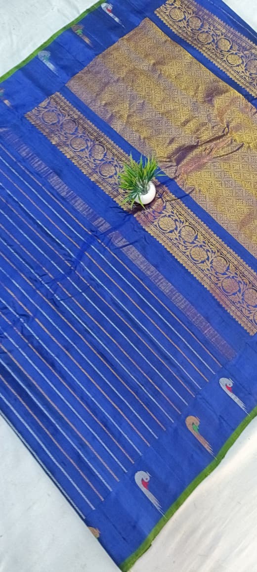 Gadwal pure pattu handloom boder butta with blouse sarees