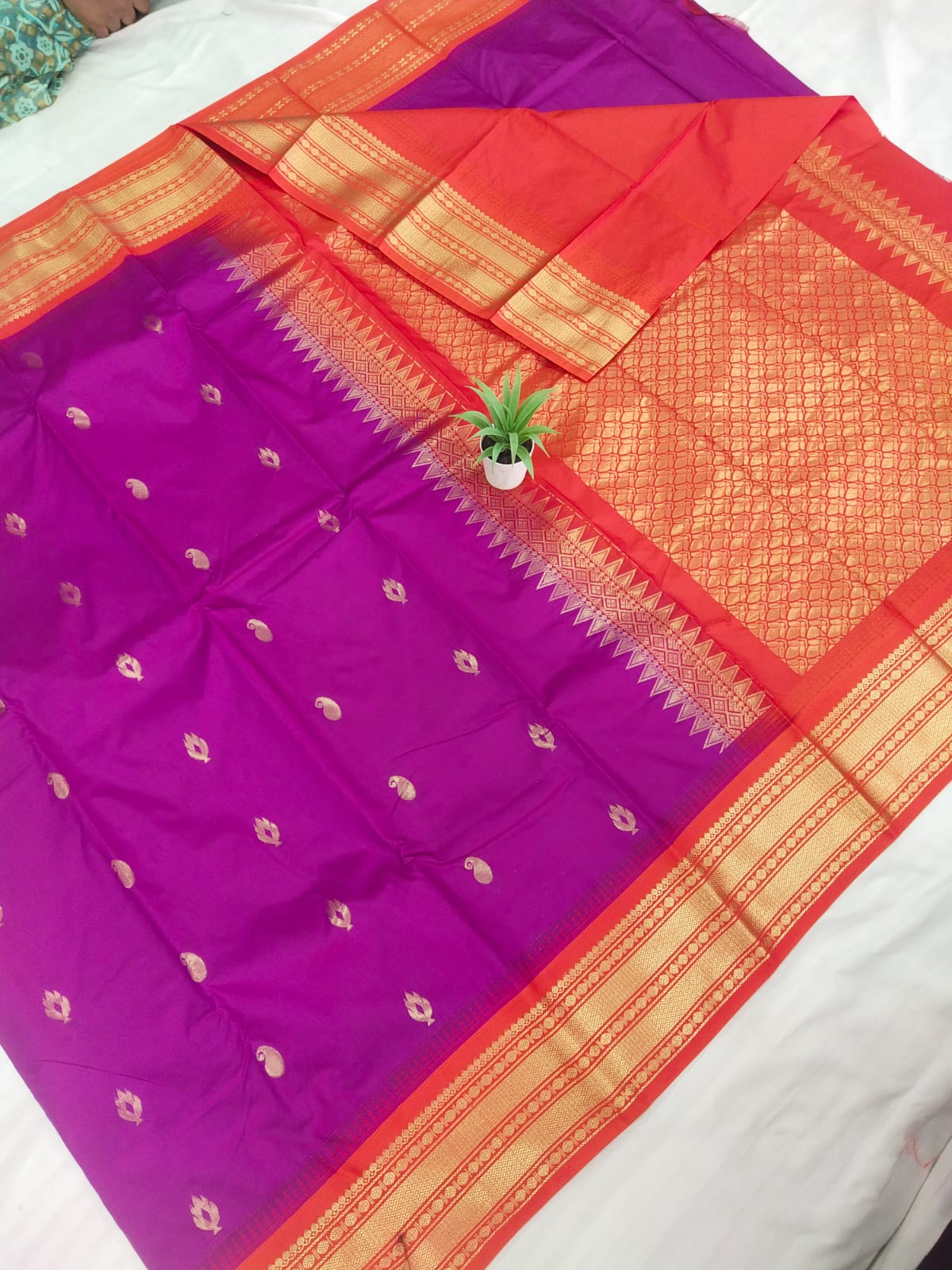 Gadwal mixed silk small boder with blouse sares 141125