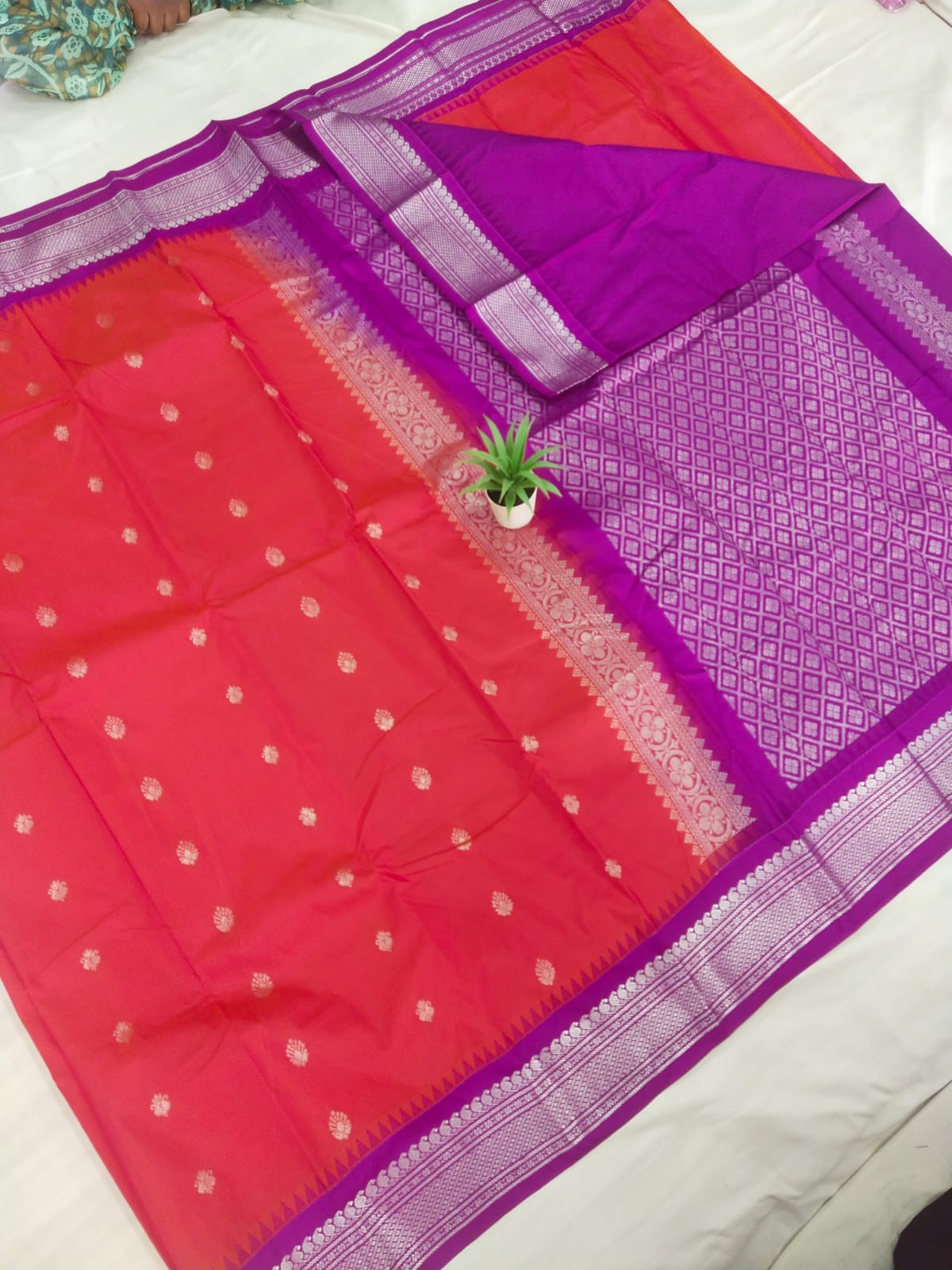 Gadwal mixed silk small boder with blouse sares 141125